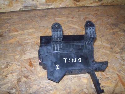 Nissan almera tino 2,2 di коробка предохранителей фото №1