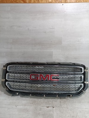 Решітка радіатора решітка радіатора бампера gmc yukon 2015-2020 фото №1