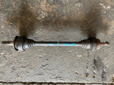 80 mercedes w212 e klasa 6.3 amg приводной вал задняя правая фото №1