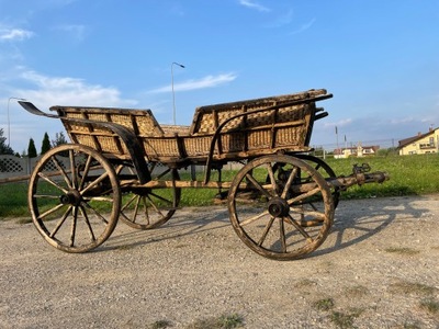 Bryczka Krakowska Wyplatana wasag wóz konny