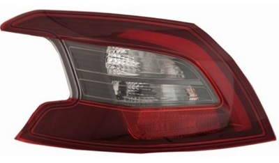 Лампа задня ліва peugeot 308 хетчбек 17- фото №1