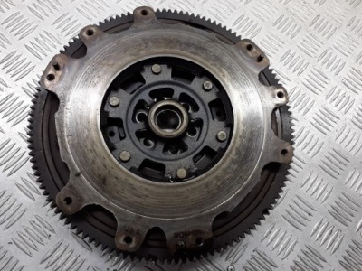 Колесо двомасовий nissan primera p12 2.0 qr20 фото №1