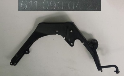 Кронштейн колектор mercedes c w203 2.2 6110900427 фото №1