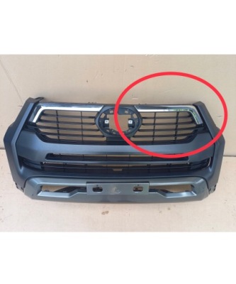 Toyota hilux 2020 lift хром левый перед 53125yp050 фото №1