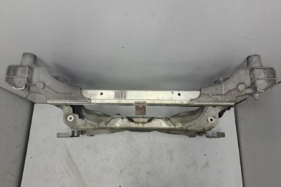 Підрамник передні bmw 5 f10 6796693 2012 фото №1