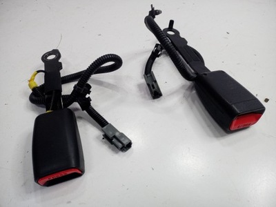 Пряжка клипса поперечина перед kia optima iii фото №1