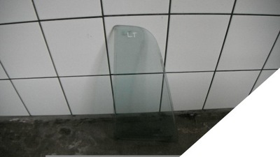 Kia sportage 93-03 скло ліва задня малий трикутник фото №1