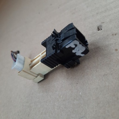 Bmw f32 выключатель света стоп 9240076 фото №1