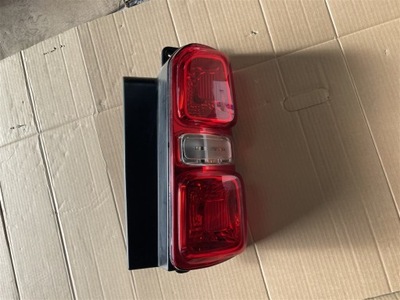 Лампа правый задняя задняя citroen jumpy 3 iii expert proace vivaro фото №1