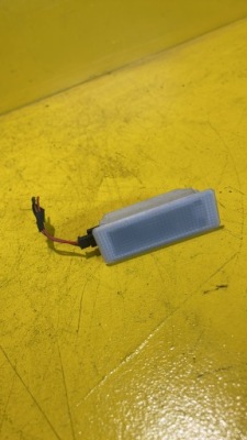 Peugeot 308 ii - лампа потолочный 6972605 фото №1