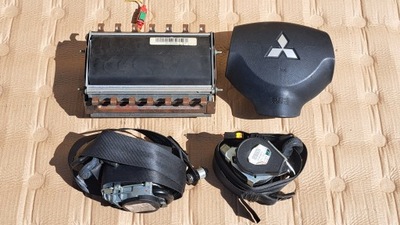 Mitsubishi colt z30 - подушка безопасности подушки безопасности ремни 08-12 фото №1