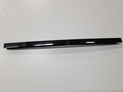 Молдинг декоративна двері ліва задня задня mercedes gls x166 15-19 фото №1