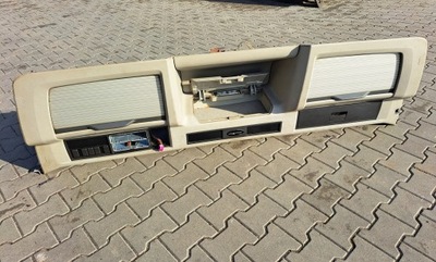 Полиця консоль верхній бардачок volvo fm fh 13 lift globetrotter фото №1