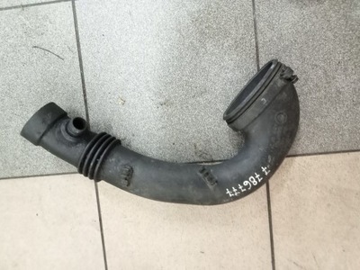 Труба воздухозаборник воздуха bmw 7786777 фото №1