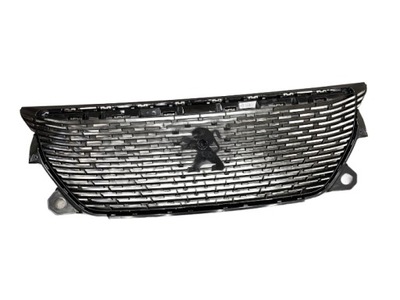 Решітка бампера передній peugeot 2008 фото №1