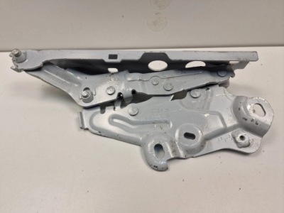 Audi a6 c8 петля капот правий 4k0823302a фото №1