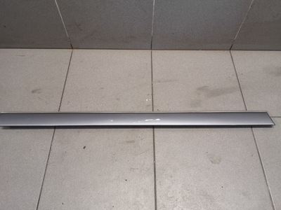 Молдинг двері правий задня сіра audi a8 d2 4d0853962 фото №1