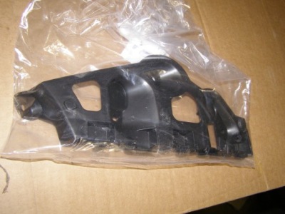 Dacia sandero напрямна бампера лівий задня 850450798r фото №1