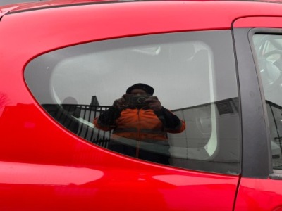 Скло кузовна задня права peugeot 207 3d фото №1