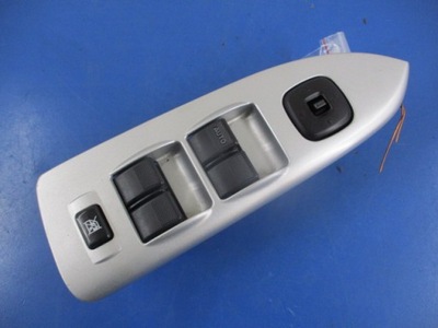 Mazda premacy cp lift кнопки панель вікон регулювання дзеркал фото №1