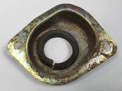 Кронштейн гумовий елемент труби води toyota mr2 ii sw20 2.0 16v фото №1