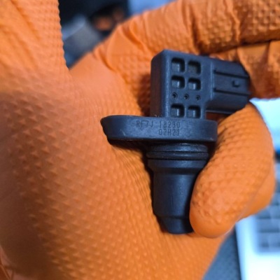 Mazda 5 2007 rf7j18230 датчик положение вала распределительного вала rf7j18230 фото №1