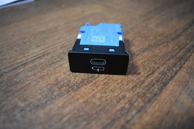 З'єднувач port usb-c bmw 1 9 фото №1