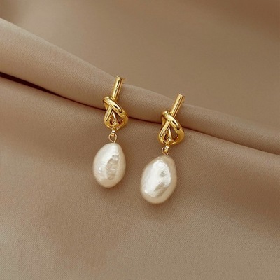 Francuskie kolczyki z perłami w stylu barokowym w stylu vintage
