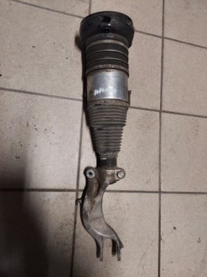 Audi q5 80a амортизатор левый перед 80a616039 фото №1