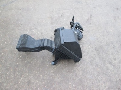 Корпус фільтра повітря tucson ii 1,6 t-gdi 16-18 фото №1