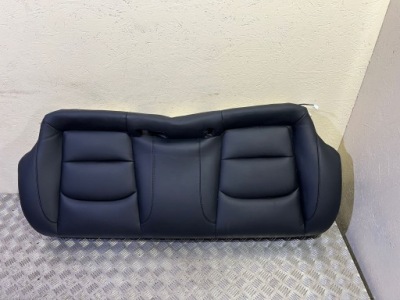 Tesla model 3 2023 сидіння задній фото №1