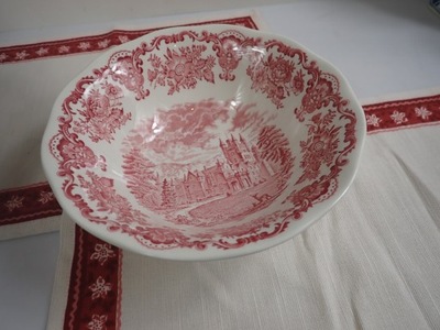 WEDGWOOD WOODLAND ZAMKI - MISA, salaterka