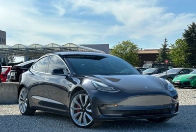 Tesla Model 3 Performance Auto Pilot Aktywny...