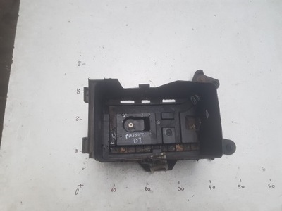 Vw passat b7 10-14r основание корпус аккумулятор фото №1