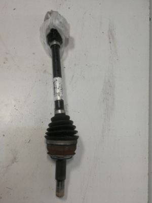 Привідний вал права renault kadjar 1.5dci edc 15- автоматична коробка передач 391000797r фото №1