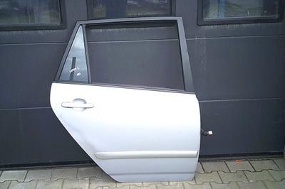 Toyota corolla verso i 01-04 двері праве задні фото №1