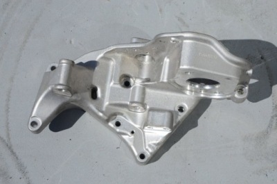 Кронштейн генератора volvo v60 31480996 фото №1