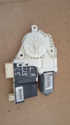 Citroen c5 ii kombi моторчик подъёма стекло левый перед фото №1