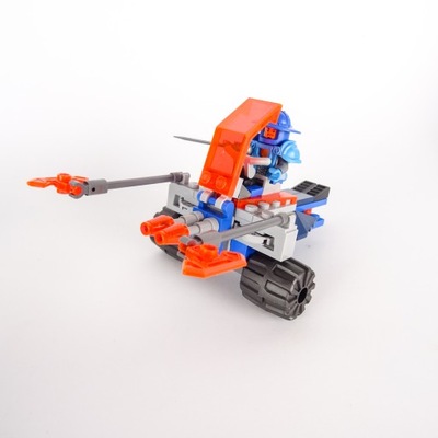 LEGO NEXO KNIGHTS 70310 / Pojazd bojowy Knighton