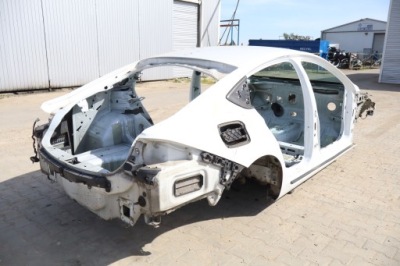 Крила чверть правий задня insignia b grand sport фото №1