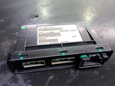 Tesla model s модуль управляющий дверь 1003101-00-c фото №1