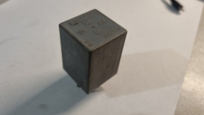 Реле opel vectra a lift 90458988 фото №1