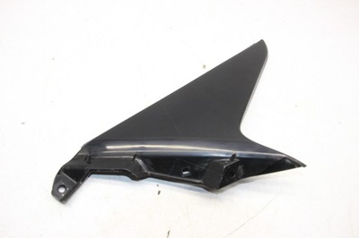 Молдинг защита заглушка крышки багажника правый задняя toyota yaris cross 20- фото №1