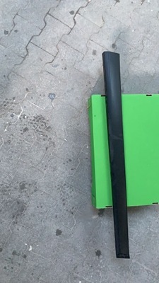 Kia stonic 2018- молдинг na дверь передние правое фото №1