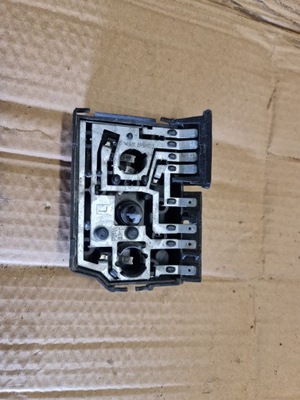 Вкладыш лампы левый задняя audi a8 d2 фото №1