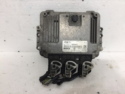 БЛОК УПРАВЛЕНИЯ ДВИГАТЕЛЯ PCM ECU FORD 0281011701 6M51-12A650-NC 9BXC