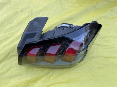 Peugeot 208 ii лампа задня задня права комплектна фото №1