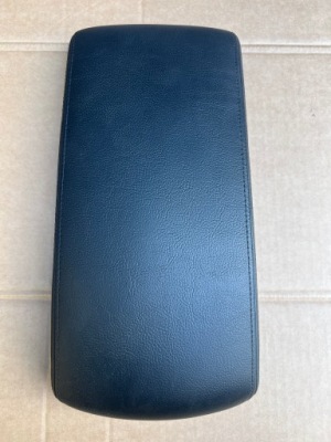 Citroen c5 iii x7 - підлокітник шкіра фото №1