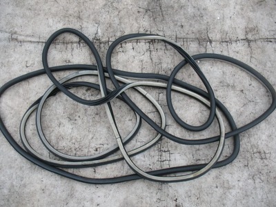 Прокладка дверь citroen c5 iii x7 задняя фото №1