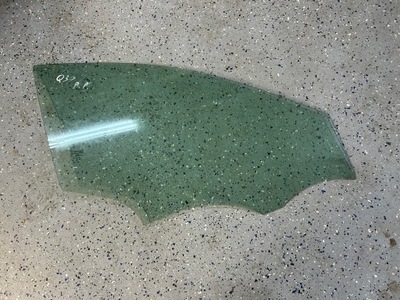 Infiniti q30 скло двері правий перед фото №1